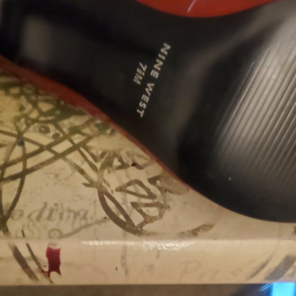 PUMPS - Picture 5 of 7